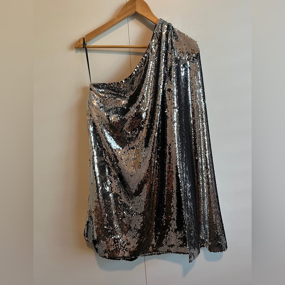REISS Eva dress US size 10 silver sequin cape one sleeve mini